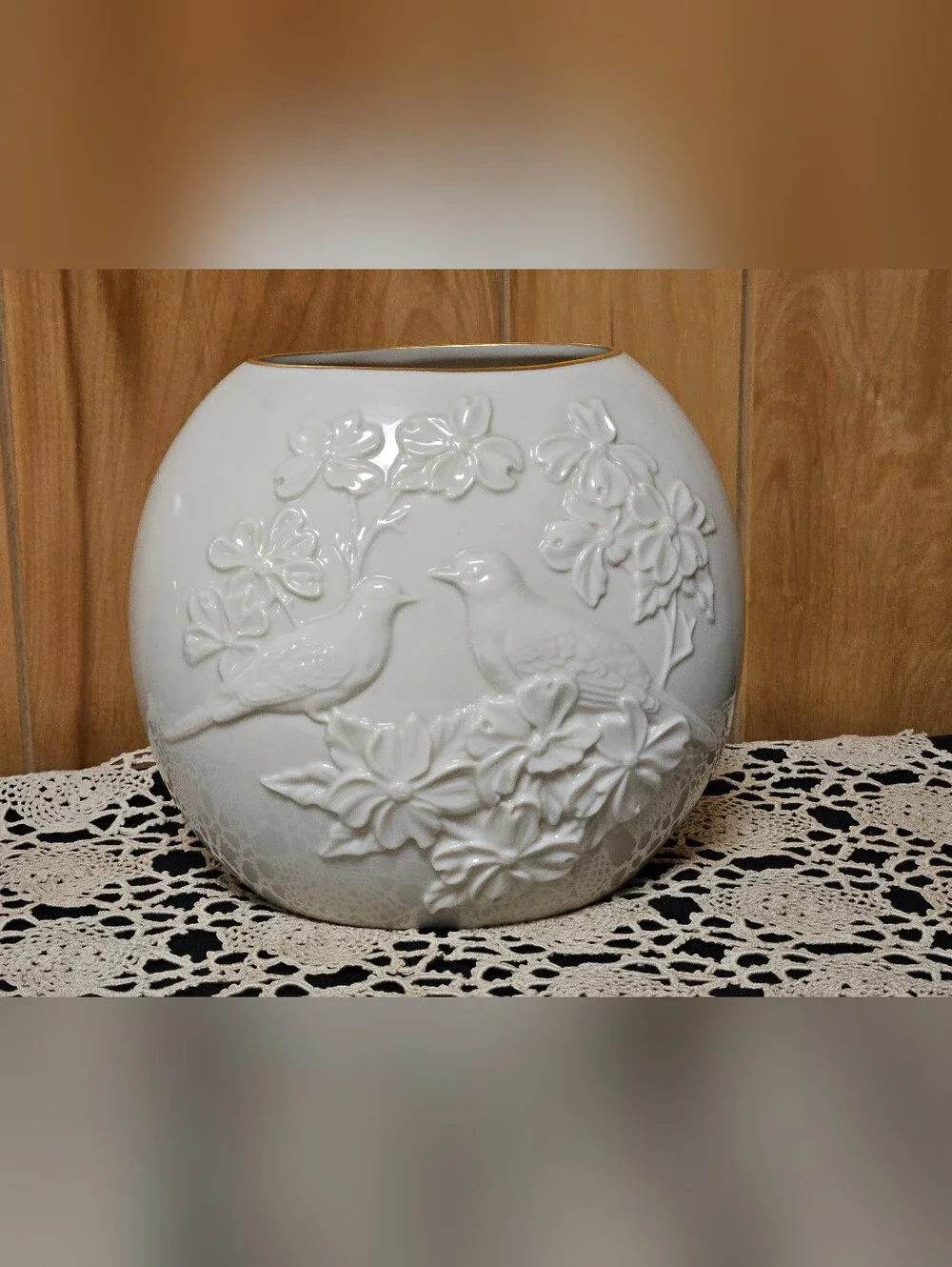 Lenox Four Seasons Vase Collection SPRING Dove Dogwood Off White 8